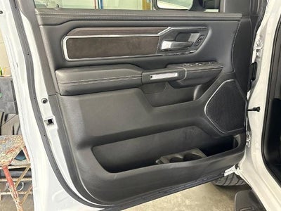 2025 RAM 1500 Laramie Crew Cab 4x4 5'7" Box