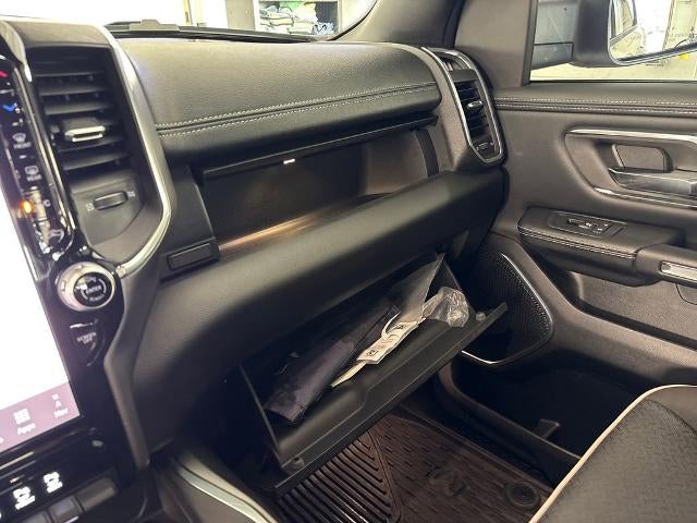 2025 RAM 1500 Laramie Crew Cab 4x4 5'7" Box