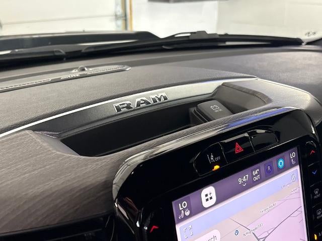 2025 RAM 1500 Laramie Crew Cab 4x4 5'7" Box