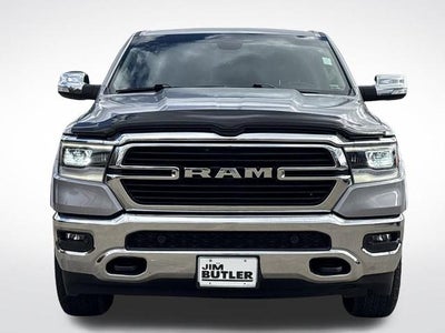 2020 RAM 1500 Laramie Crew Cab 4x4 5'7" Box