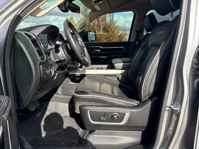 2020 RAM 1500 Laramie Crew Cab 4x4 5'7" Box