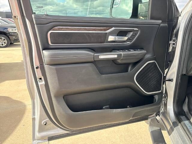 2020 RAM 1500 Laramie Crew Cab 4x4 5'7" Box