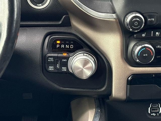 2020 RAM 1500 Laramie Crew Cab 4x4 5'7" Box