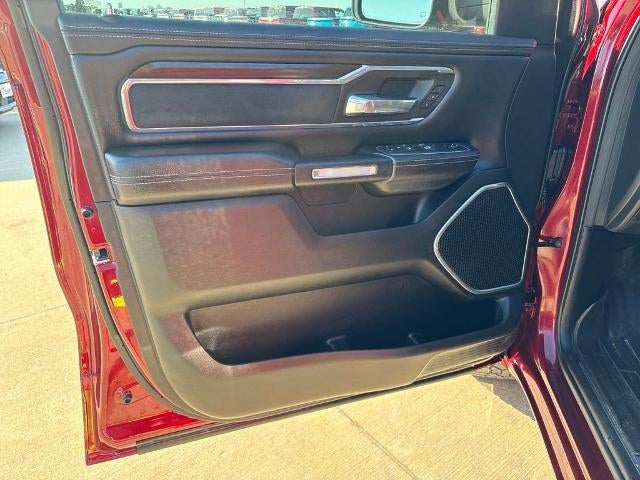 2022 RAM 1500 Laramie Crew Cab 4x4 5'7" Box