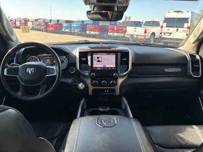 2022 RAM 1500 Laramie Crew Cab 4x4 5'7" Box