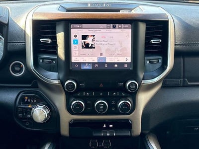 2022 RAM 1500 Laramie Crew Cab 4x4 5'7" Box