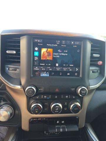 2022 RAM 1500 Laramie Crew Cab 4x4 5'7" Box