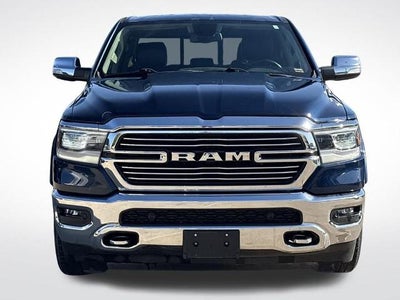 2020 RAM 1500 Laramie Crew Cab 4x4 5'7" Box