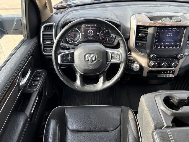 2020 RAM 1500 Laramie Crew Cab 4x4 5'7" Box