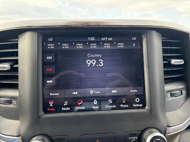 2020 RAM 1500 Laramie Crew Cab 4x4 5'7" Box