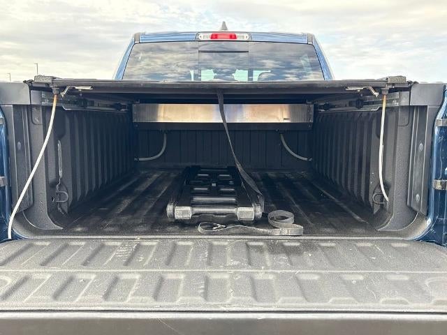 2020 RAM 1500 Laramie Crew Cab 4x4 5'7" Box