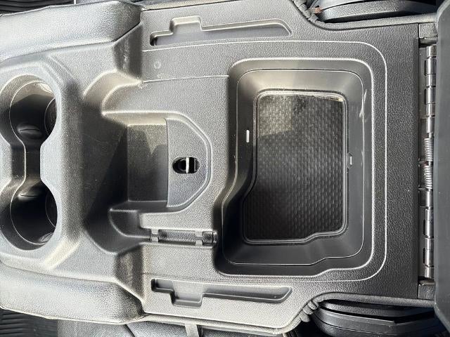 2020 RAM 1500 Laramie Crew Cab 4x4 5'7" Box