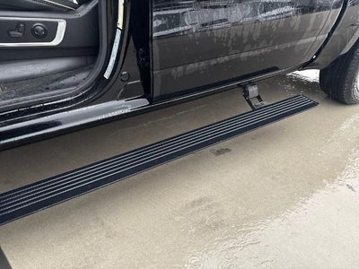 2023 RAM 1500 Laramie Crew Cab 4x4 5'7" Box