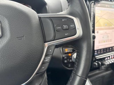 2023 RAM 1500 Laramie Crew Cab 4x4 5'7" Box