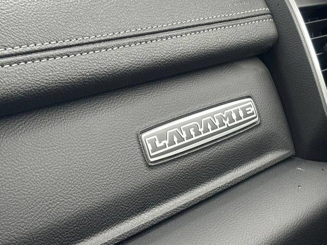 2023 RAM 1500 Laramie Crew Cab 4x4 5'7" Box