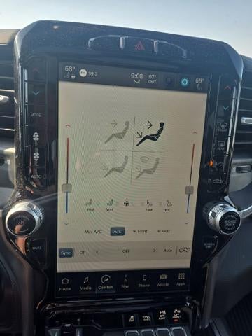 2023 RAM 1500 Laramie Crew Cab 4x4 5'7" Box