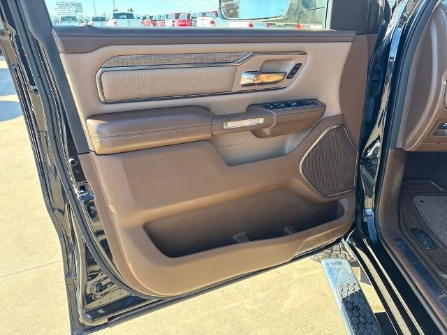 2019 RAM 1500 Longhorn Crew Cab 4x4 6'4" Box