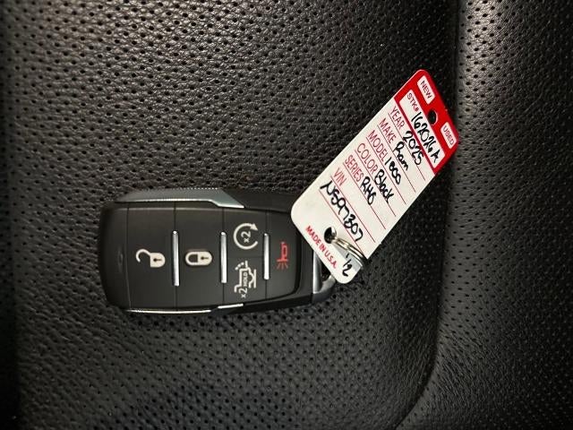 2025 RAM 1500 RHO Crew Cab 4x4 5'7" Box