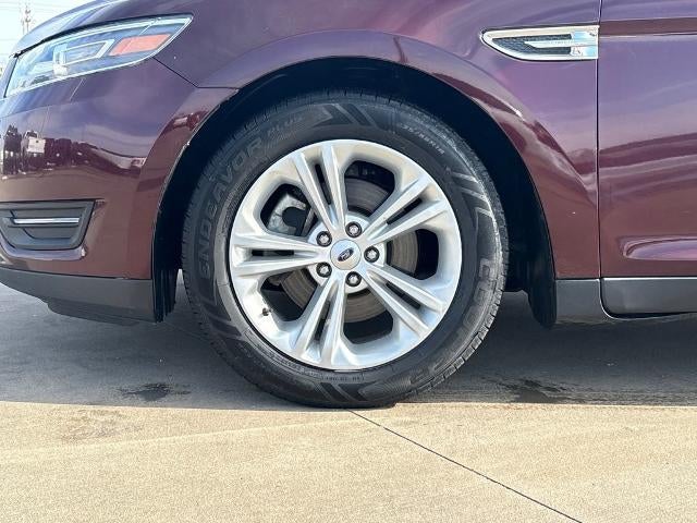 2018 Ford Taurus SEL