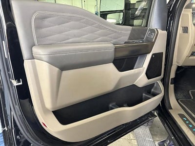 2025 Ford F-350 Platinum