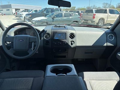 2004 Ford F-150 XLT