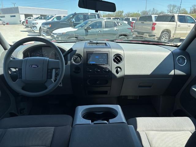 2004 Ford F-150 XLT
