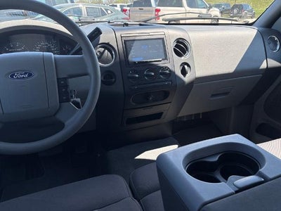 2004 Ford F-150 XLT