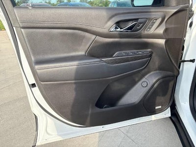2021 GMC Acadia SLT