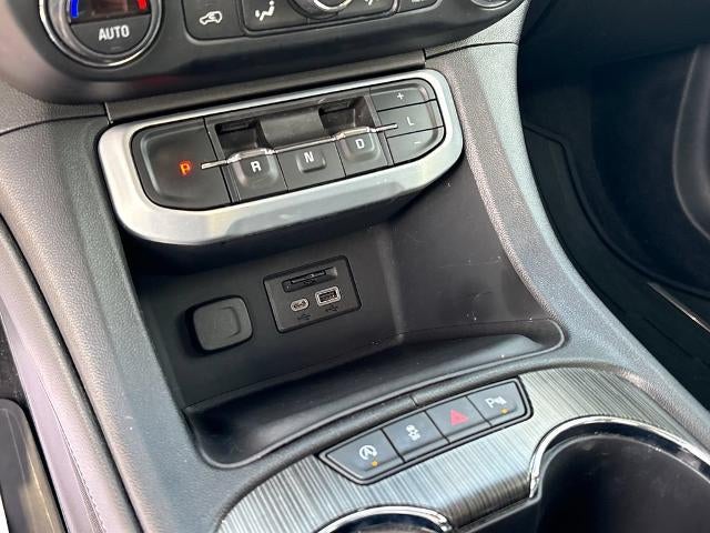 2021 GMC Acadia SLT