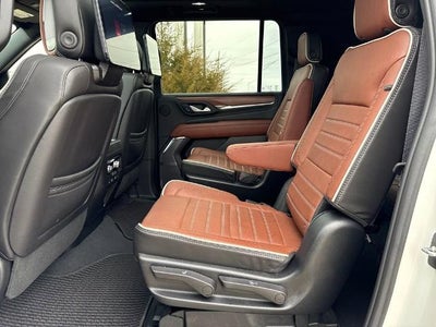 2023 GMC Yukon XL Denali Ultimate