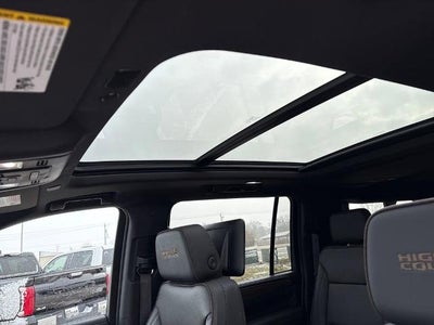 2024 Chevrolet Suburban High Country