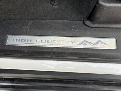 2024 Chevrolet Suburban High Country