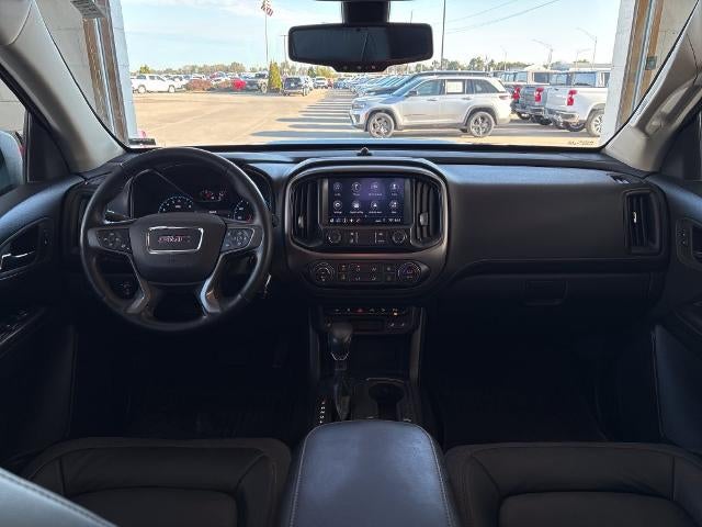 2022 GMC Canyon 4WD AT4 w/Leather