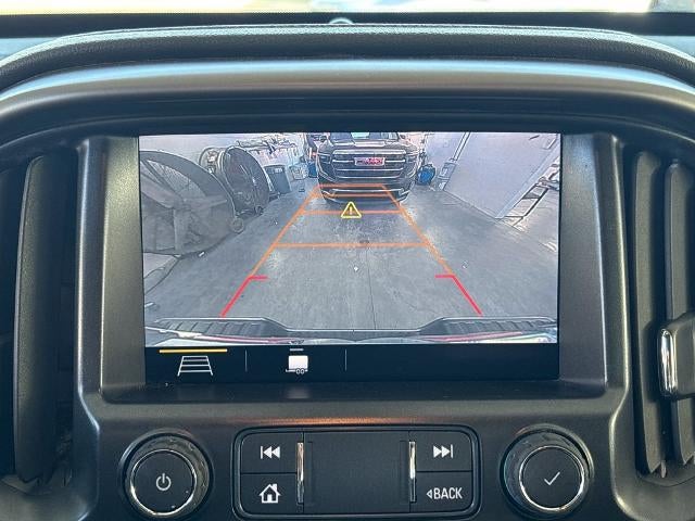 2022 GMC Canyon 4WD AT4 w/Leather