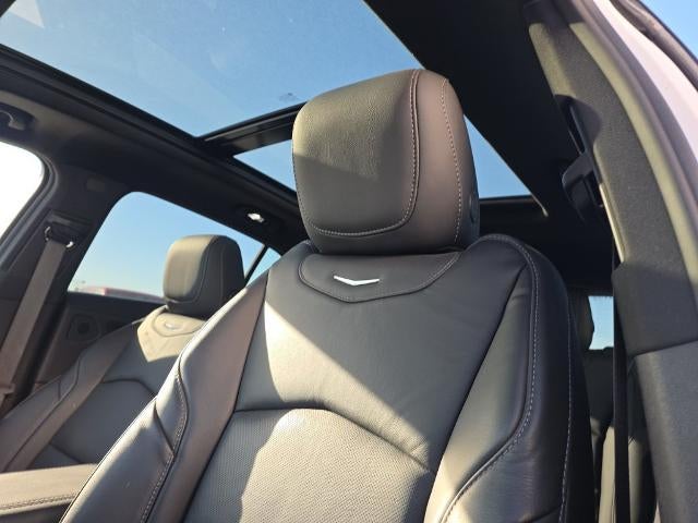 2023 Cadillac XT4 AWD Premium Luxury