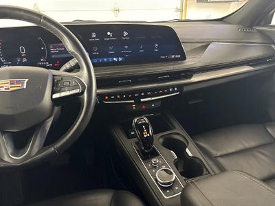 2024 Cadillac XT4 Premium Luxury