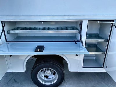 2024 Chevrolet Express Cutaway 3500 Base