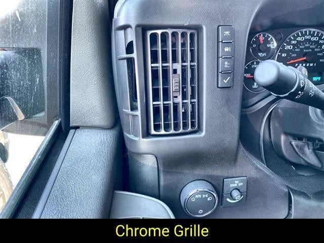 2024 Chevrolet Express Cutaway 3500 Base