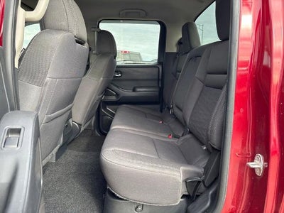 2022 Nissan Frontier Crew Cab SV 4x4
