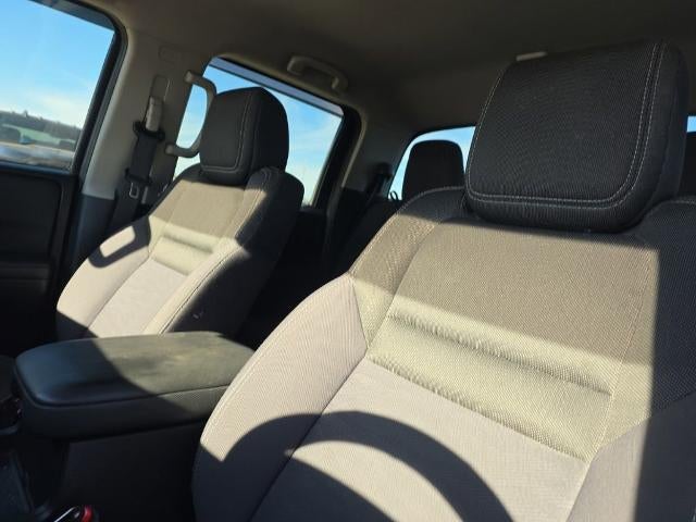 2022 Nissan Frontier Crew Cab SV 4x4