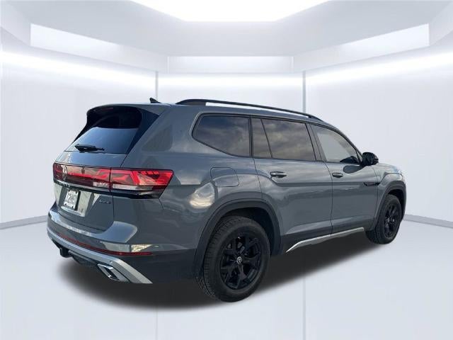 2024 Volkswagen Atlas 2.0T Peak Edition SE w/Technology