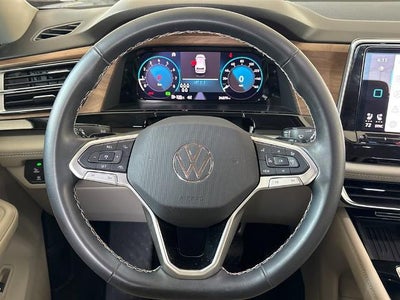 2025 Volkswagen Atlas 2.0T SE w/Technology