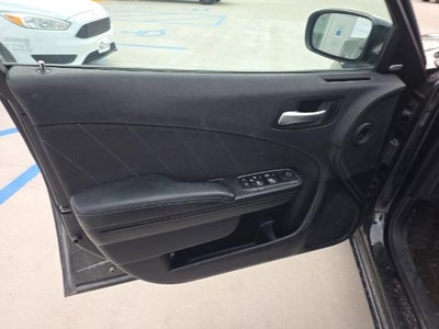 2017 Dodge Charger SXT RWD