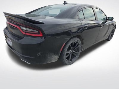 2017 Dodge Charger SXT RWD