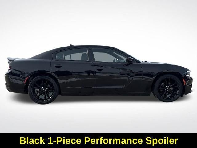 2017 Dodge Charger SXT RWD