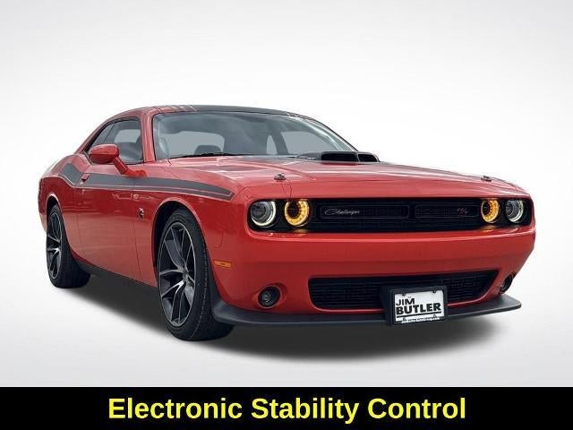 2017 Dodge Challenger 392 Hemi Scat Pack Shaker