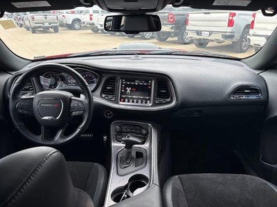 2017 Dodge Challenger 392 Hemi Scat Pack Shaker