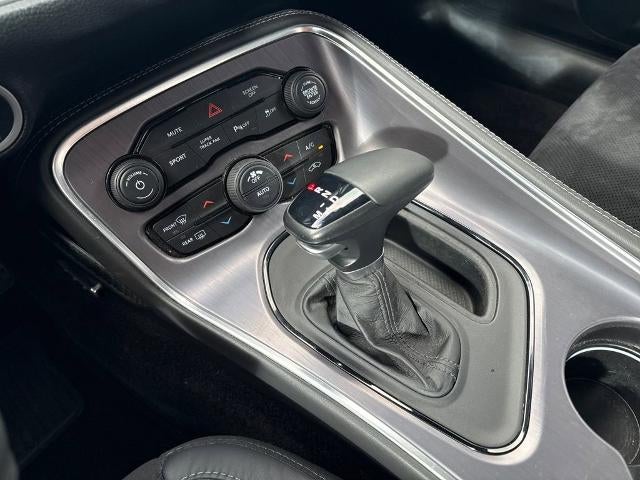 2017 Dodge Challenger 392 Hemi Scat Pack Shaker