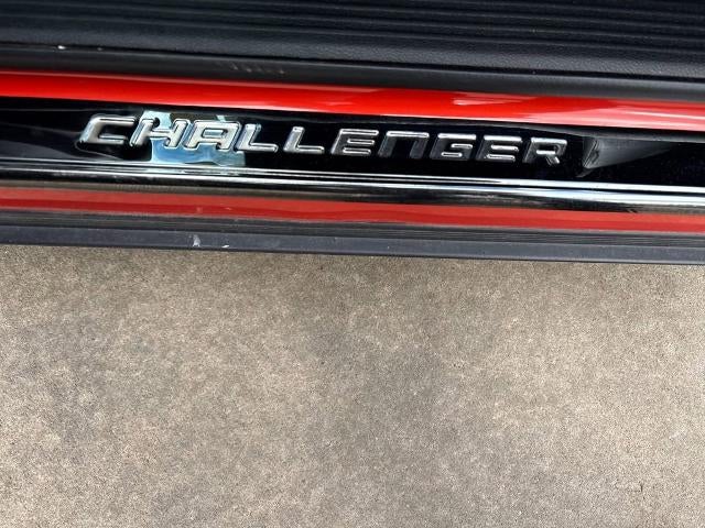 2017 Dodge Challenger 392 Hemi Scat Pack Shaker