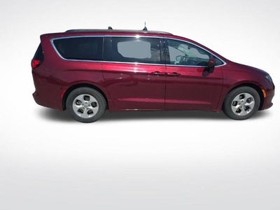 2017 Chrysler Pacifica LX